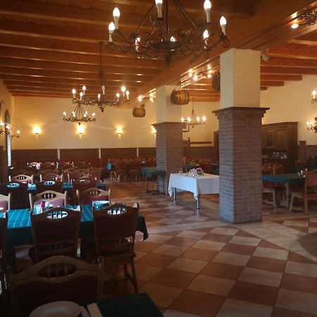 Eszter-Haz Vendeghaz Kerekegyhaza Hotel Exterior photo